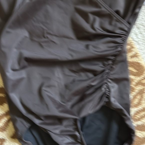 Lands End Brown one piece swim bathing suit Padded cup Womens 22 Wrap Rouched - Picture 5 of 9